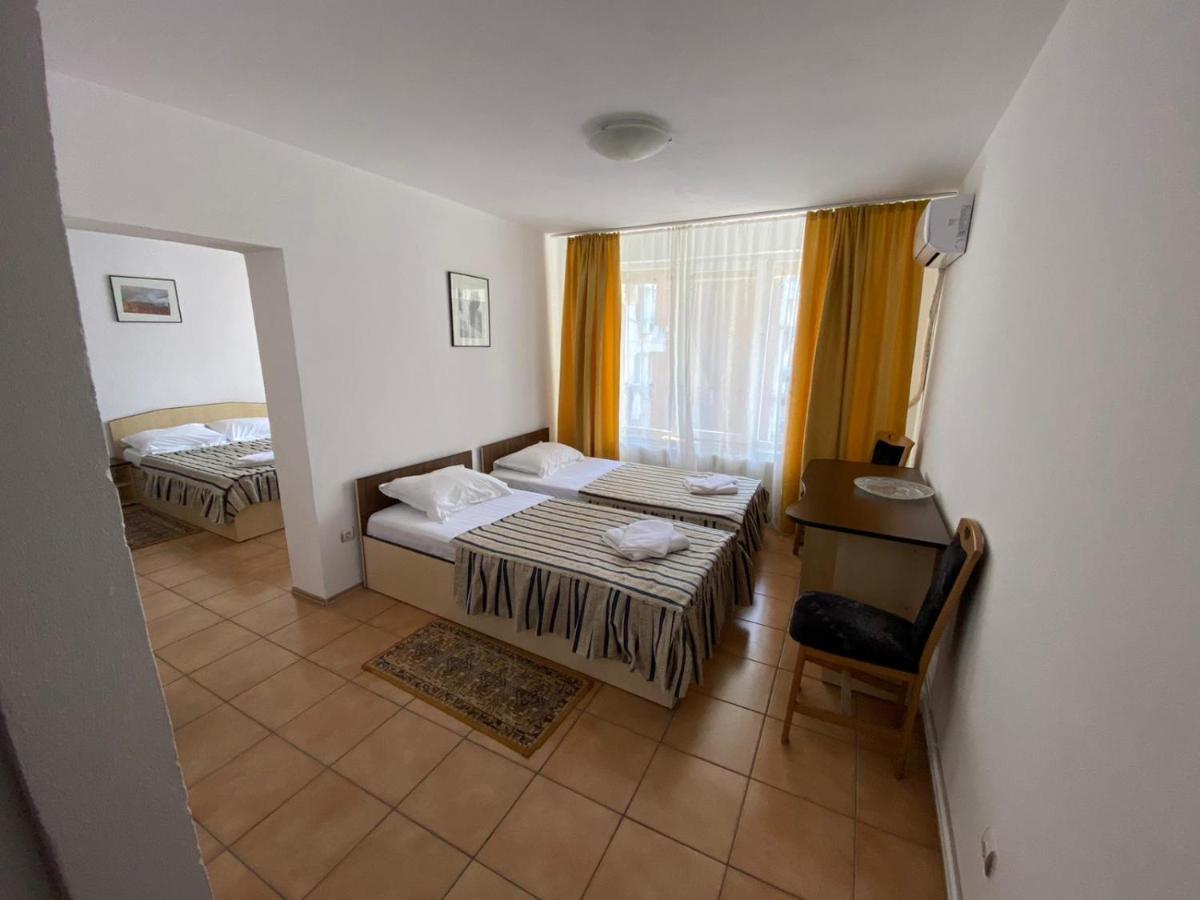 Hotel Gorj Târgu Jiu エクステリア 写真
